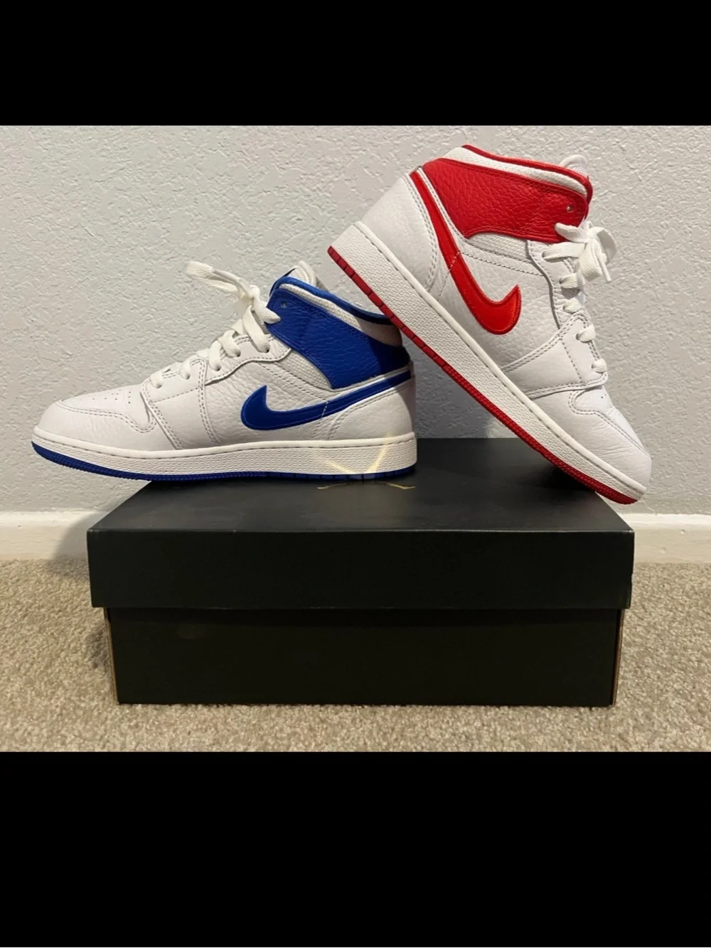 Air Jordan 1 Mid SE 85 DH0200-100 Size 4.5Y
